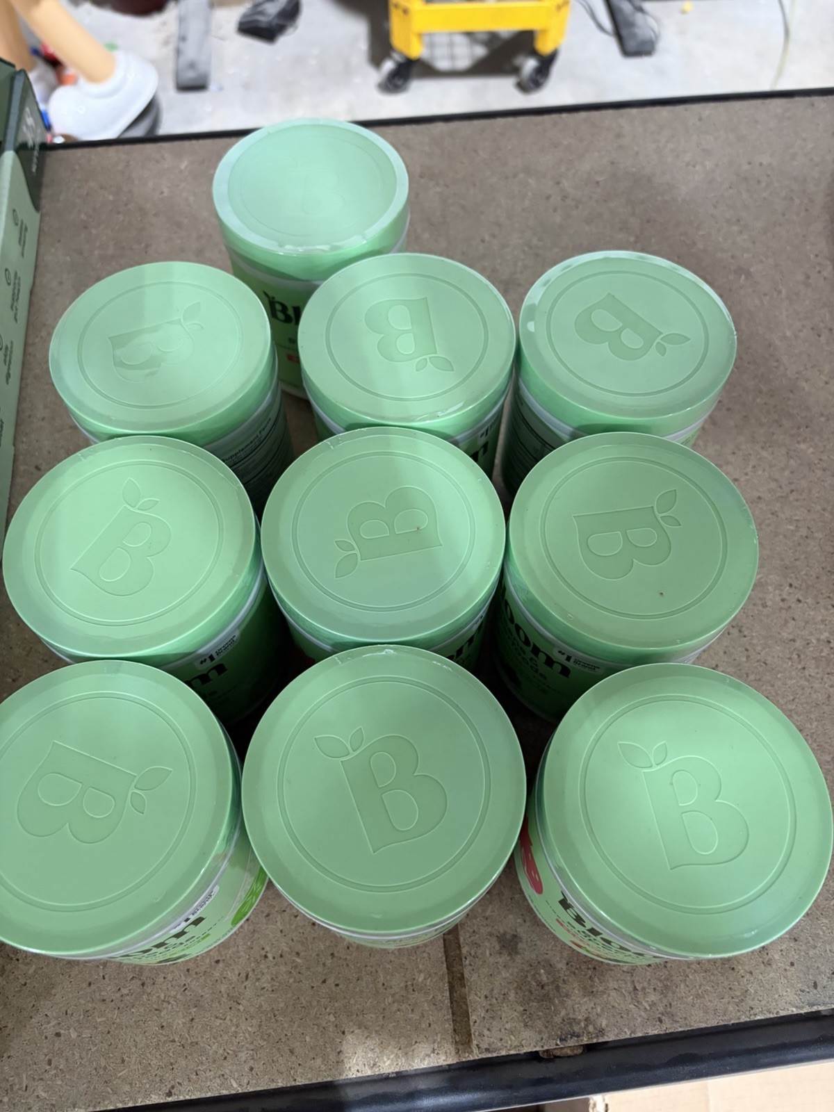 10pk Bloom Nutrition Greens & Superfoods Powder 10.24 Oz Strawberry Kiwi 09/26