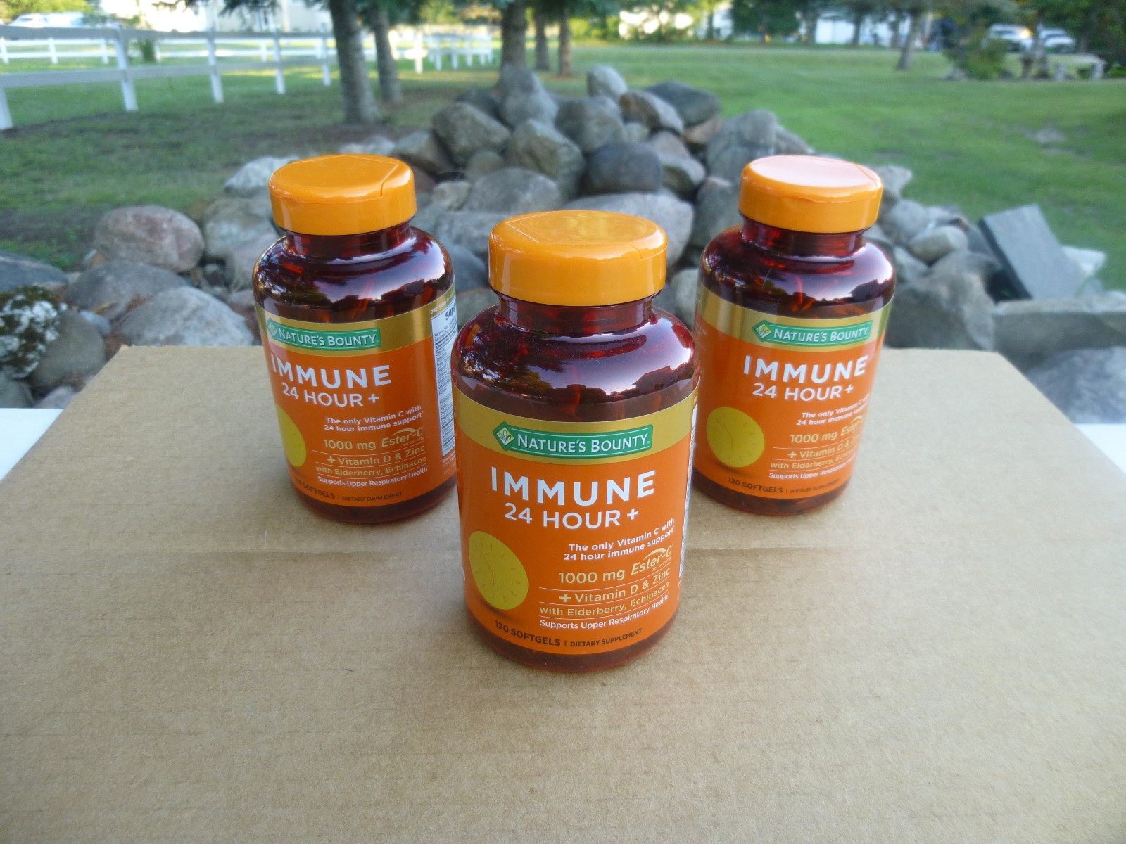 3 BOTTLES OF 120 NATURE’S BOUNTY IMMUNE 24 HOUR + ESTER-C SOFTGELS EXP 02 / 2027