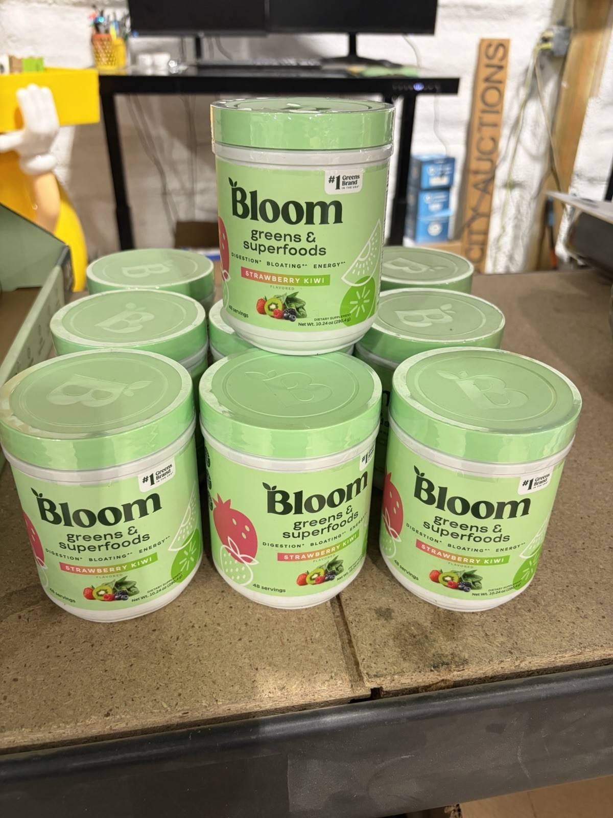 10pk Bloom Nutrition Greens & Superfoods Powder 10.24 Oz Strawberry Kiwi 09/26